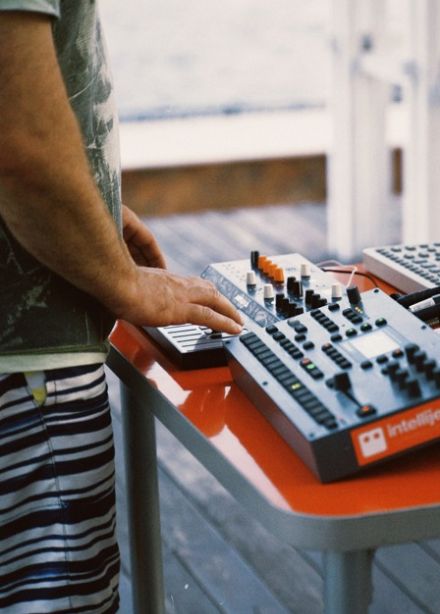 Электронная музыка