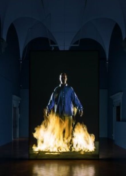 Видео-арт на пересечении с кино, скульптурой и живописью. Лекция